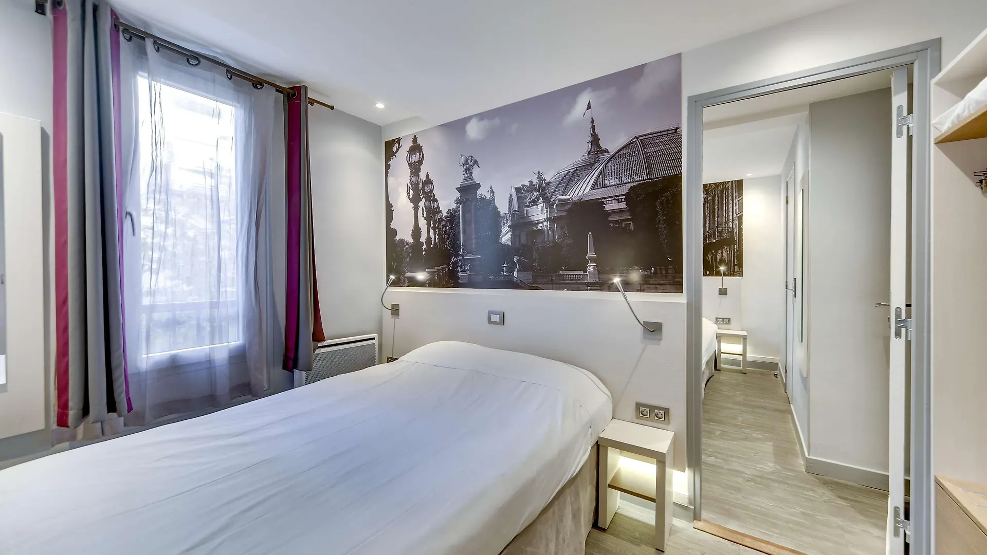Kyriad 12 - Nation Hotel 3*